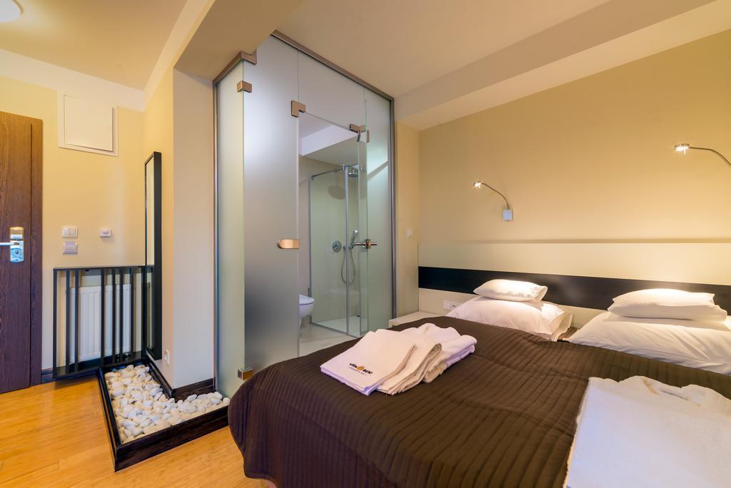 Villa Buki Pokoje & Spa Jastrzebia Gora Room photo